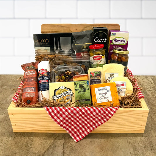 What to put in charcuterie gift baskets